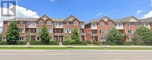 4 - 3215 THOMAS STREET  Mississauga, ON L5M 0M2