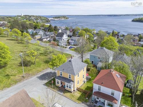 206 Fox Street  Lunenburg, NS B0J 2C0