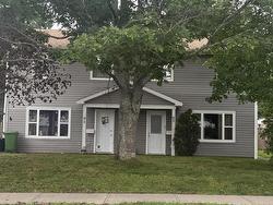 91 & 93 91/93 BRAEMORE AVENUE, ANTIGONISH, N.S. Antigonish, NS B2G 1L2