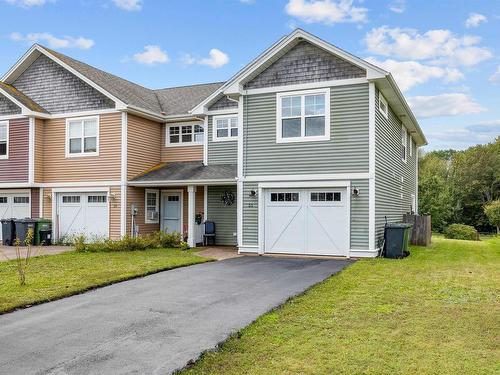 33 WILLIAMS Gate  Stratford, PE C1B 2W2