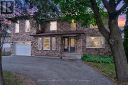 1608 PRINCE OF WALES DRIVE Ottawa, ON K2C 1P3