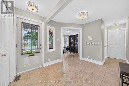 Large front entrance - 1608 Prince Of Wales Drive, Ottawa, ON 