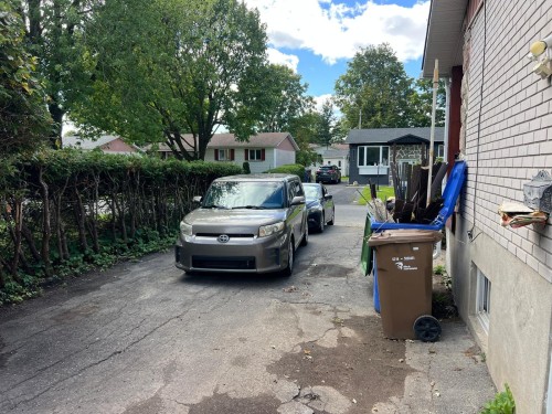 Stationnement - 159 33E Avenue, Saint-Eustache, QC 
