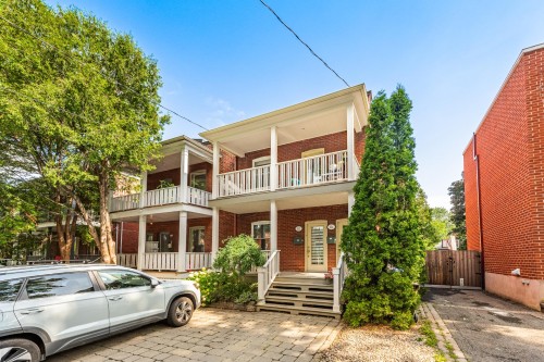 534 Av. Pine  Saint-Lambert, QC J4P 2P3