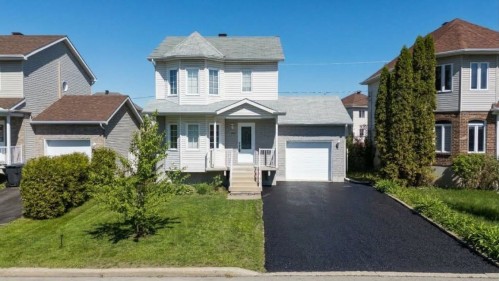 157 Rue des Merisiers  Vaudreuil-Dorion, QC J7V 9S9