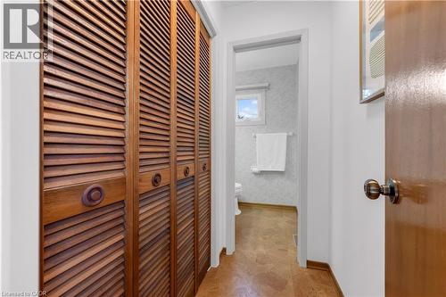 2134 Cartier Crescent, Burlington, ON 