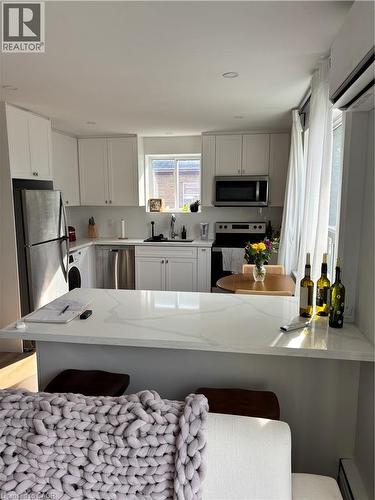 2160 GHENT Avenue Unit# 4 , Burlington, Ontario L7R 1Y5 3