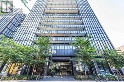 716 - 101 CHARLES STREET E Toronto, ON M4Y 0A9