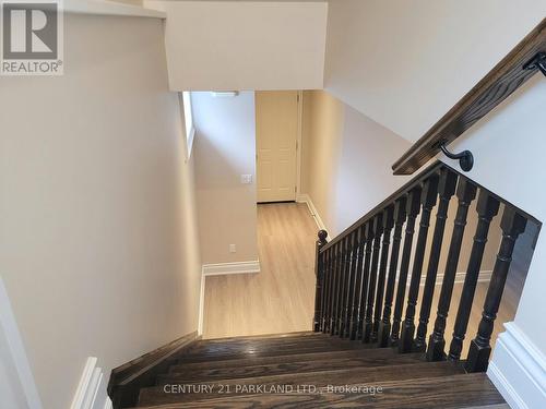9 AUGUST AVENUE , Toronto, Ontario M1L 3M8 3