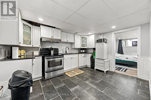 1186 St. Clair Parkway, St. Clair, ON 