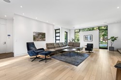 Salon - 