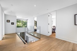 Mezzanine - 