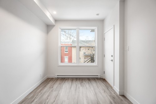 6290 Av. De Gaspé , Montréal (Rosemont/La Petite-Patrie), QC H2S 2X7 2