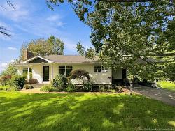1169 Coverdale RD Riverview, NB E1B 5G4