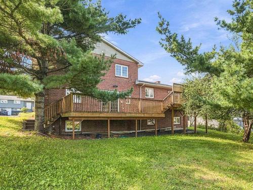 11 Laurentian Drive, Halifax, NS 