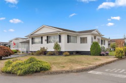 #53-7701 Central Saanich Rd Central Saanich, BC V8M 1X4