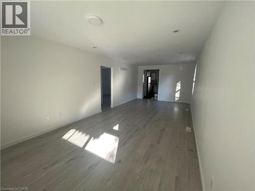 6316 MONTROSE Road , Niagara Falls, Ontario L2H 1L6 4
