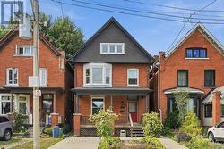 166 EMERALD STREET S Hamilton, ON L8N 2V7