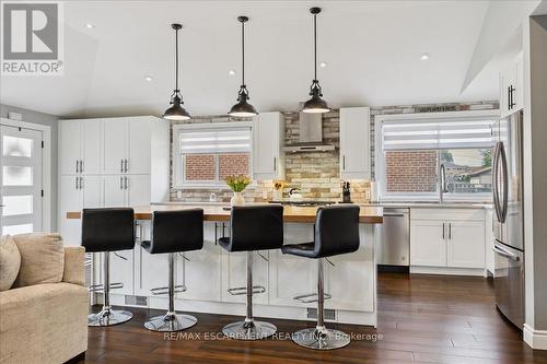 755 Parker Crescent, Burlington, ON 