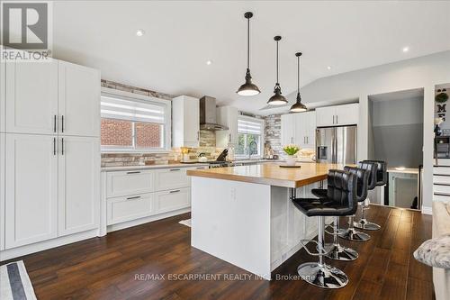 755 Parker Crescent, Burlington, ON 