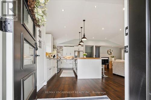 755 Parker Crescent, Burlington, ON 