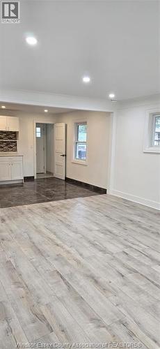 2509 ROSSINI BOULEVARD Unit# A , Windsor, Ontario N8W 4R2 5