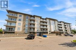 413 - 16 MARKLE CRESCENT Hamilton, ON L9G 0H4