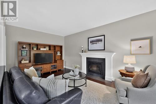 1962 Calgary Court, Mississauga, ON 