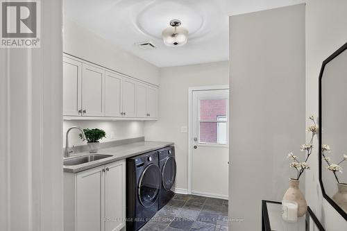 1962 Calgary Court, Mississauga, ON 