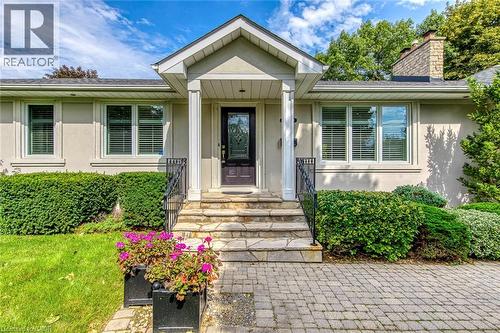 281 PINEHURST Drive , Oakville, Ontario L6J 4X2 5