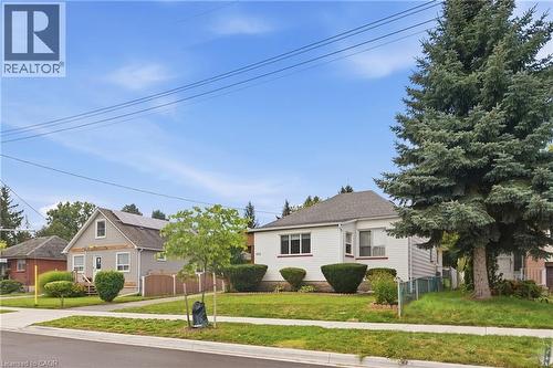 423 Lawrence Avenue, Kitchener, ON 