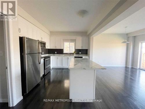 668 BLAIR CREEK DRIVE , Kitchener, Ontario N2P 0E7 5