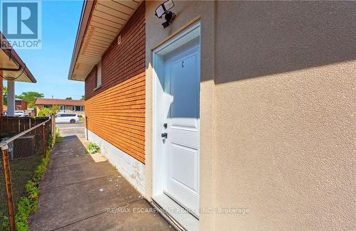 C - 929 UPPER OTTAWA STREET , Hamilton, Ontario L8T 3V6 3