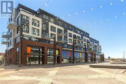 303 - 320 MIWATE PRIVATE Ottawa, ON K1R 0E1