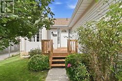 21 B KELSON AVENUE N Grimsby (Grimsby West), ON L3M 4C6