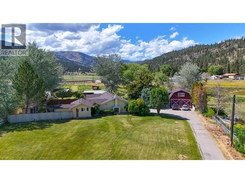 212 Carr Crescent  Oliver, BC V0H 1T5