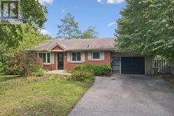 10 PICADILLY PLACE Guelph (Dovercliffe Park/Old University), ON N1G 2P9