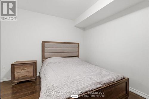 28 SHELDON DRIVE , Ajax, Ontario L1T 4K7 5