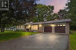 5 MEDINA SQUARE Georgina, ON L4P 1E1