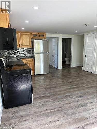 2 GRANT Boulevard Unit# 21 , Dundas, Ontario L9H 4L4 2