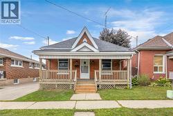 49 MINTERN Avenue Brantford, ON N3S 1K9