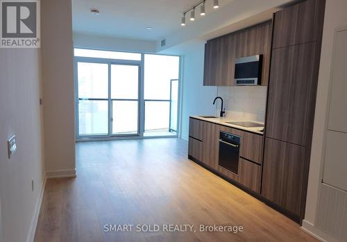 3005 - 117 BROADWAY AVENUE , Toronto, Ontario M4P 1V4 3