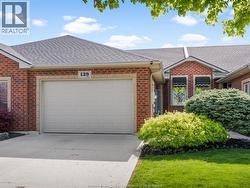 139 Woodycrest AVENUE Kingsville, ON N9Y 4G3