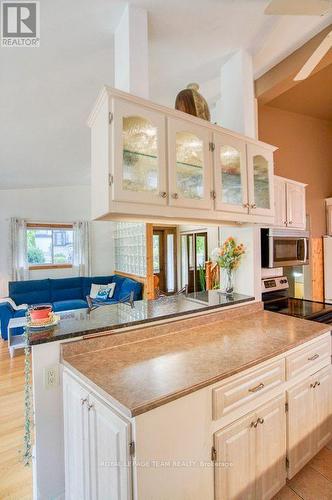 220 Ancaster Avenue, Ottawa, ON 