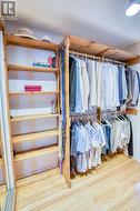 Walk-through closet - 