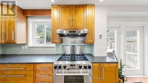 716 Eaglemount Crescent, Mississauga, ON 