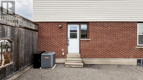 716 Eaglemount Crescent, Mississauga, ON 