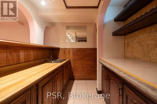 4069 Chelmsford Court, Mississauga, ON 