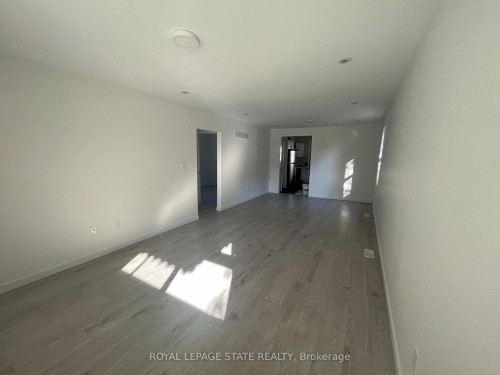 6316 Montrose Road , Niagara Falls, ON L2H 1L6 4