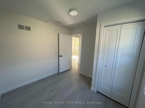 6316 Montrose Road , Niagara Falls, ON L2H 1L6 5